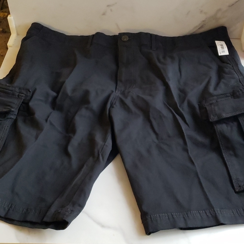 Goodthreads Men's Slim-Fit 11" Comfort Stretch Canvas Cargo Short in Black SZ 42